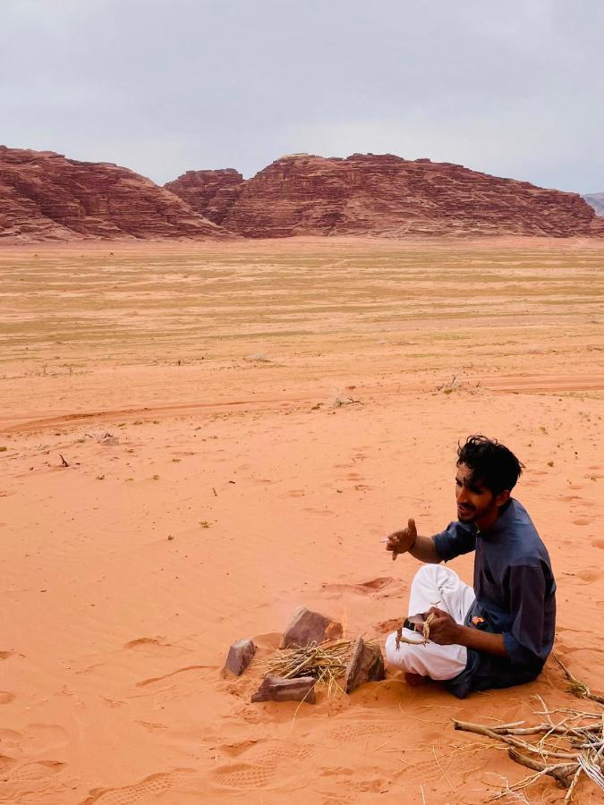 Hôtel Rotana Camp à Wadi Rum Extérieur photo