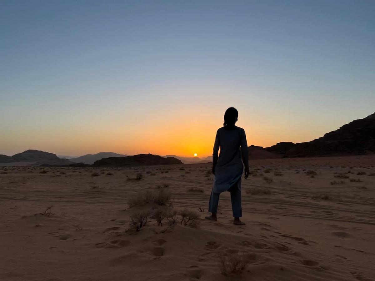 Hôtel Rotana Camp à Wadi Rum Extérieur photo