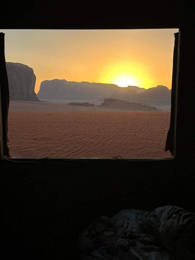 Hôtel Rotana Camp à Wadi Rum Extérieur photo