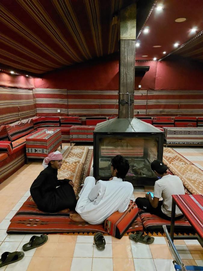 Hôtel Rotana Camp à Wadi Rum Extérieur photo