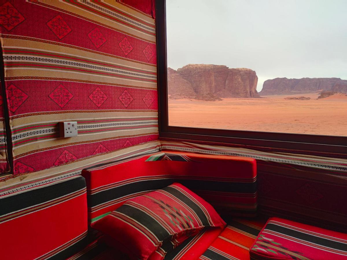 Hôtel Rotana Camp à Wadi Rum Extérieur photo