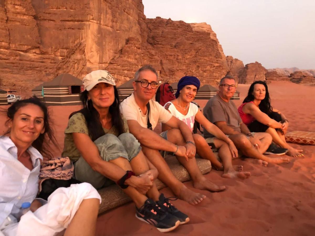 Hôtel Rotana Camp à Wadi Rum Extérieur photo